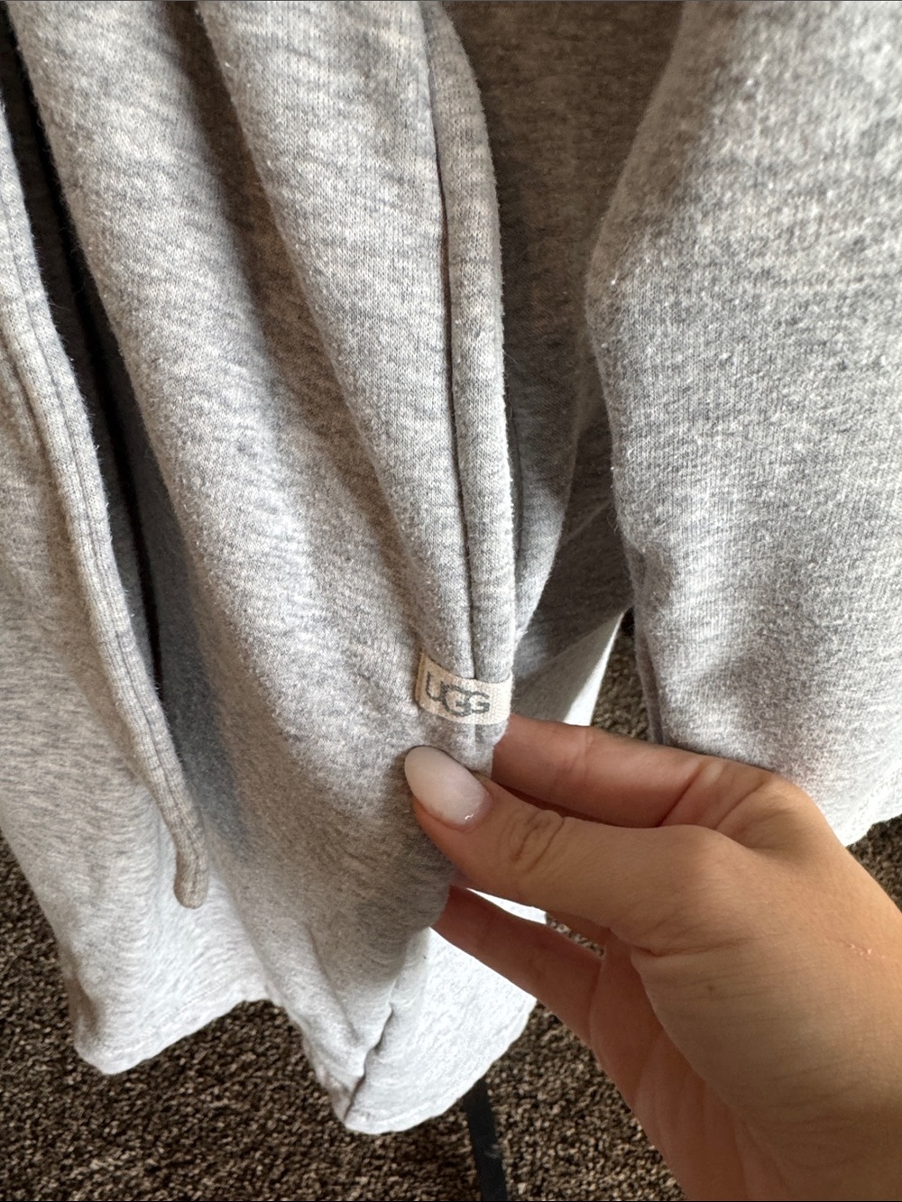Women’s Light Gray UGGS robe with belt - Picture 3 of 4